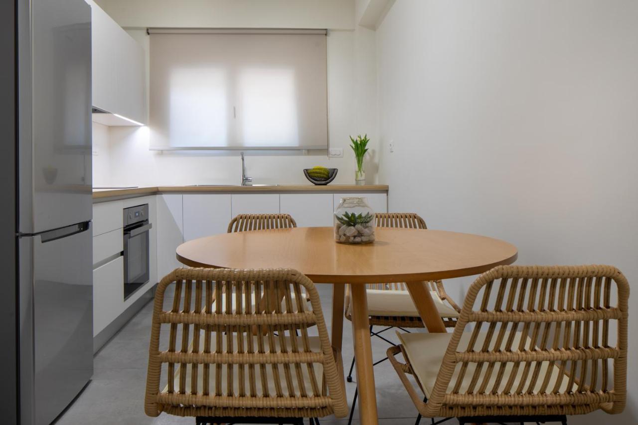 קאטו דרטסו S U E N O - Studios And Apartments, With Shared Pool מראה חיצוני תמונה
