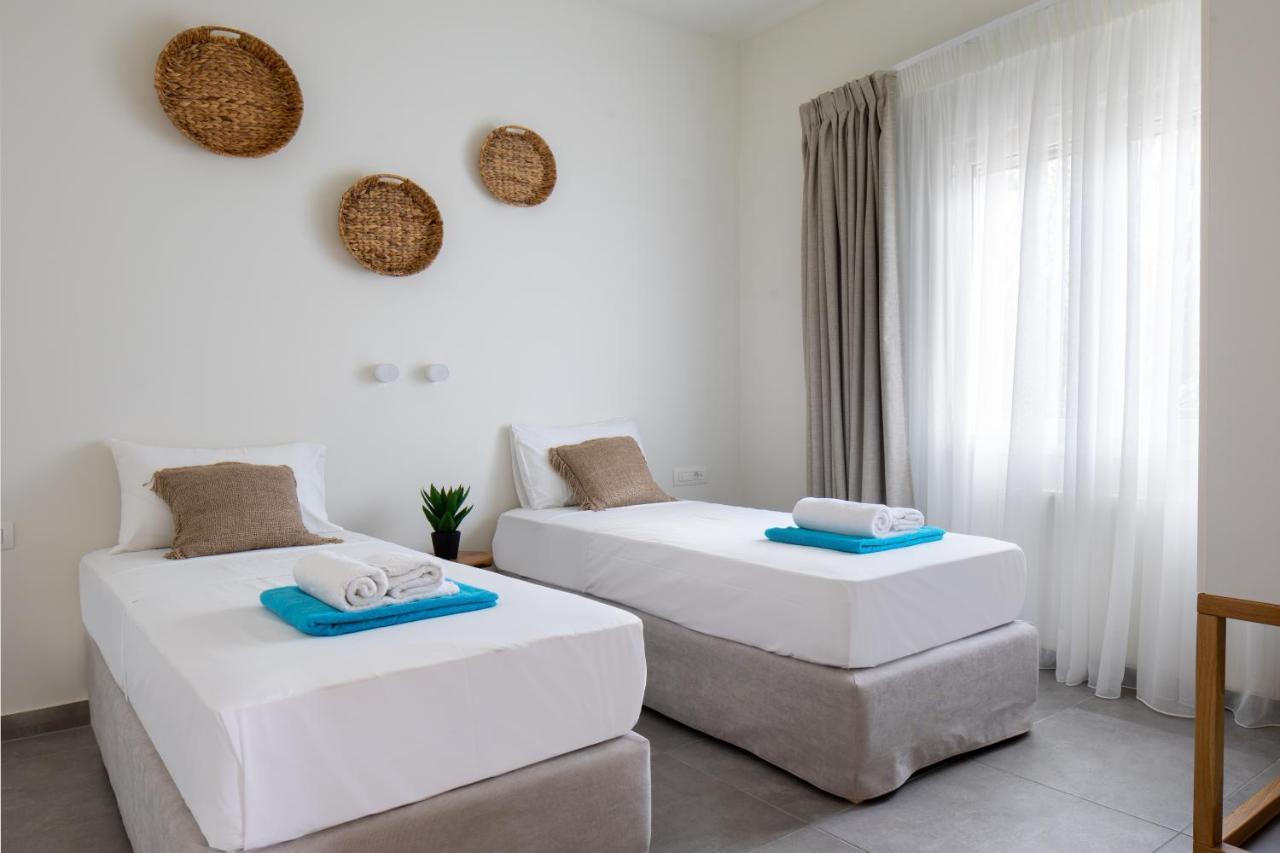 קאטו דרטסו S U E N O - Studios And Apartments, With Shared Pool מראה חיצוני תמונה