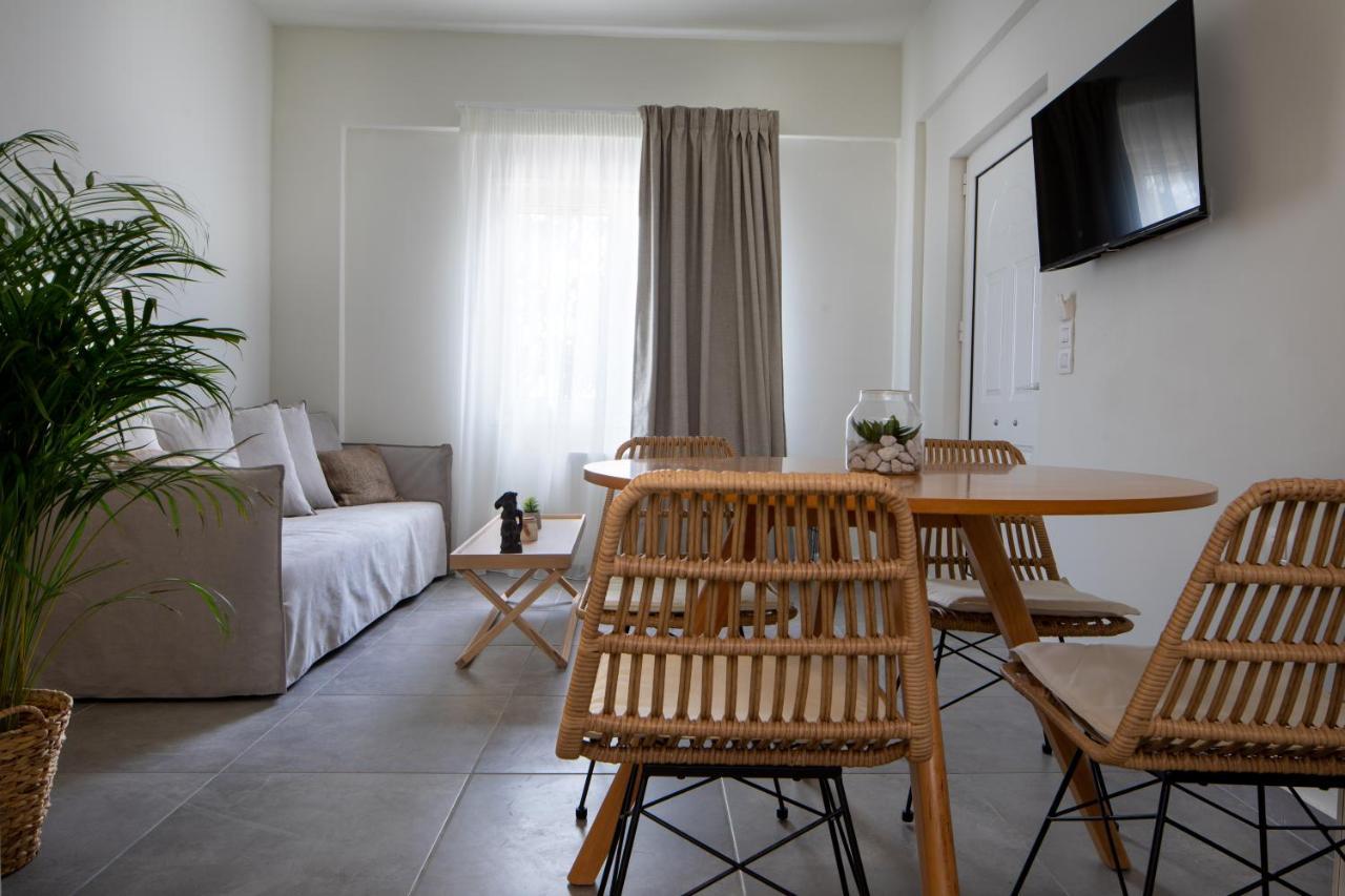קאטו דרטסו S U E N O - Studios And Apartments, With Shared Pool מראה חיצוני תמונה