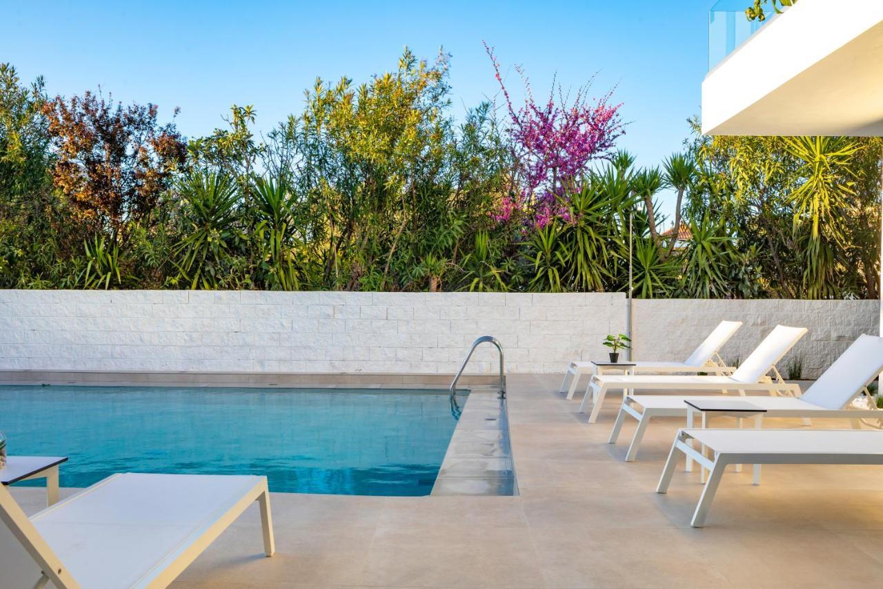 קאטו דרטסו S U E N O - Studios And Apartments, With Shared Pool מראה חיצוני תמונה