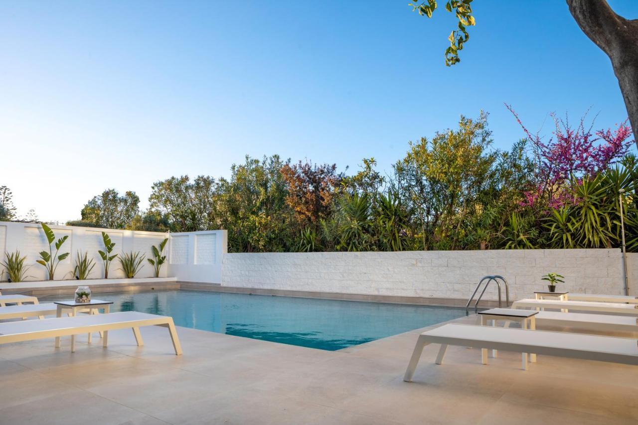 קאטו דרטסו S U E N O - Studios And Apartments, With Shared Pool מראה חיצוני תמונה